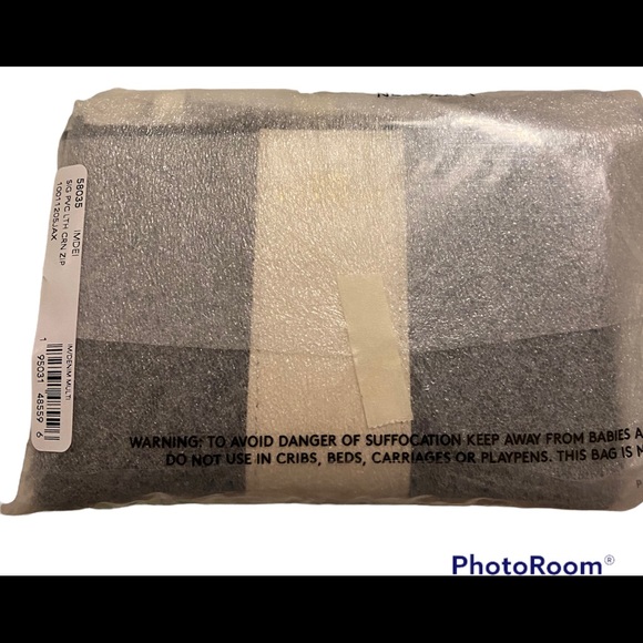 COACH Signature Corner Zip Wristlet - Picture 2 of 4